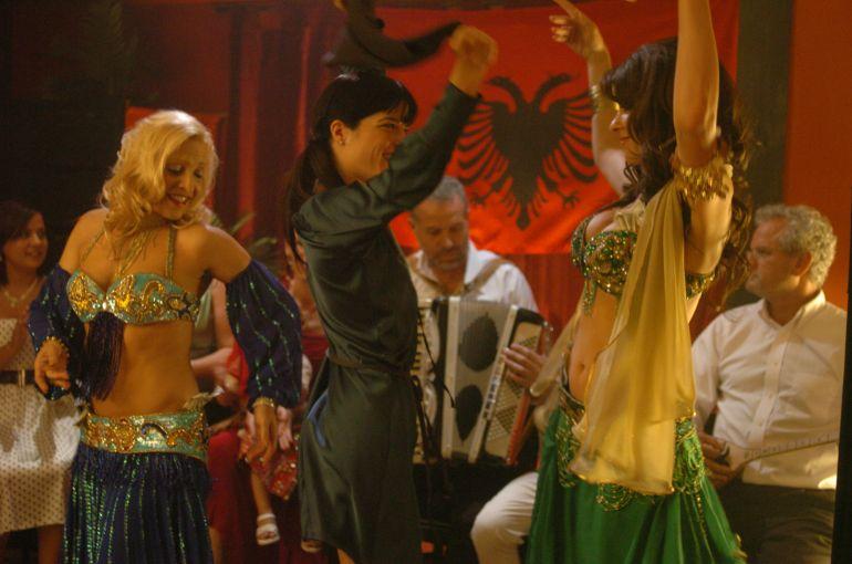 一部外国<em>特工电影</em>,具体讲姐们几个特工去参加