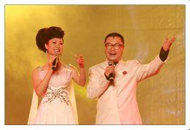 《纤夫的爱》(纤,qiàn),20世纪90年代流行歌曲,由歌星尹相杰