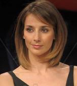 卡拉乔洛(rosa caracciolo),原名roszatassi,女,是h版人猿泰山女主角