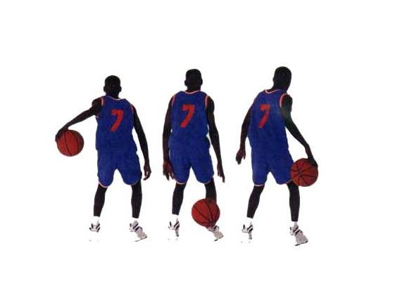 运球是有球队员在原地或移动中