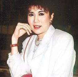 马菁宜(原名马清仪),香港影视演员,一千零一届的「健美小姐」冠军.