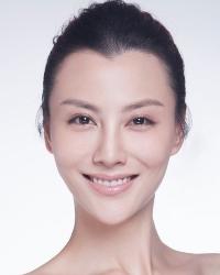 江易珈,女,曾用名邢妍,江西上饶人,大陆影视演员,毕业于北京电影学院.