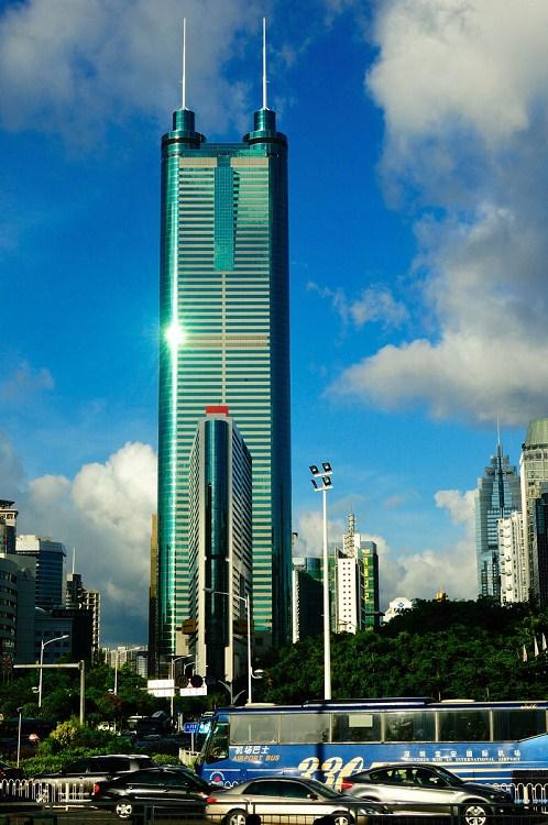 深圳的地王大厦是中国第几高的建筑物?_广东_胖人服饰网