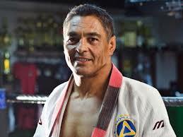 ricksongracie,巴西格雷西柔术运动员,400战全胜,被誉为柔术之神.