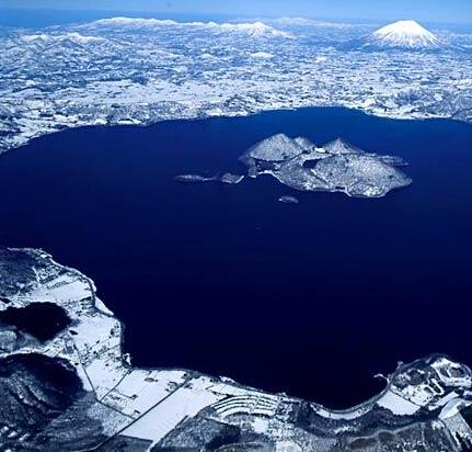 洞爷湖(日本北海道西南部湖泊)