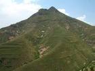 西高止山脉是印度南部的一座山脉,位于德干高原的西部,呈南北走向