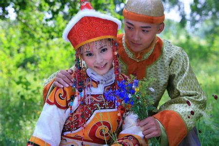 柴碧云版 2011年版《新还珠格格》中,是蒙古公主,蒙古王齐克尔的女儿.