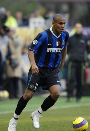 麦孔·道格拉斯·西塞纳多 - 搜狗百科