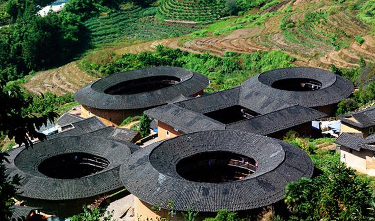 http://www.360tulou.com/uploads/allimg/14/1-14010H05336.jpg_闽西八大干_厦门发团土楼旅游网