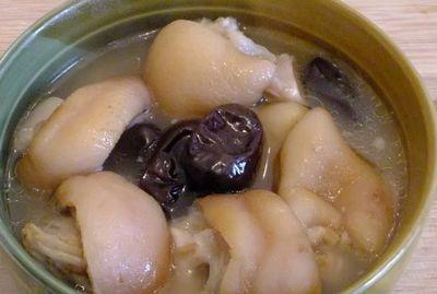 猪蹄炖红枣
