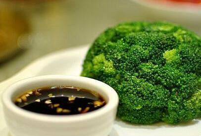 全部版本 历史版本  摘要 白灼西兰花(外文名:scalded broccoli),原料