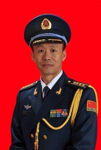 李中华