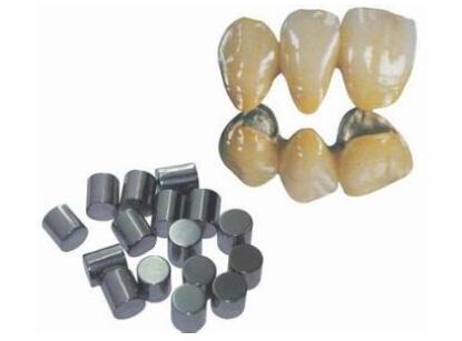 钴铬合金烤瓷牙优点:钴铬合金最早用于植入材料