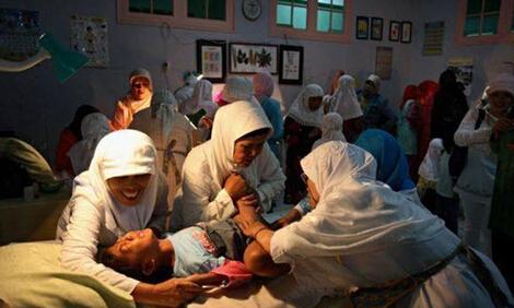 <em>印尼女孩割礼</em>+-+搜狗百科