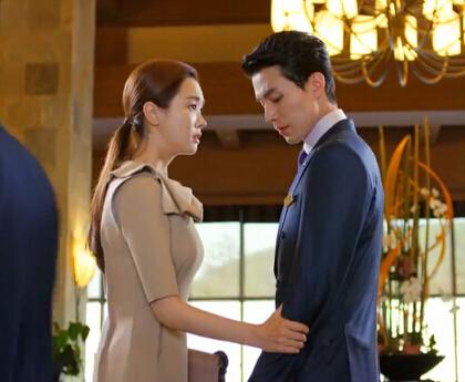 李栋旭,李多海时隔8年再合作《hotel king》