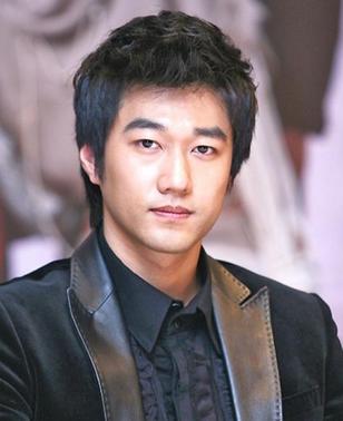 李柱贤(朝鲜语:,1976年4月5日-),韩国男演员.
