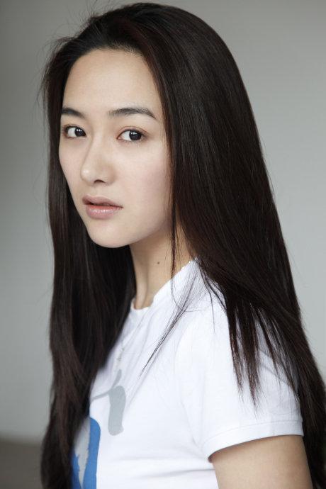 舒燕(舒砚)1982年6月2日出生于浙江桐庐分水县,大陆女演员