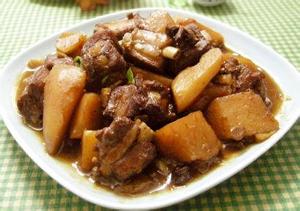 萝卜烧排骨