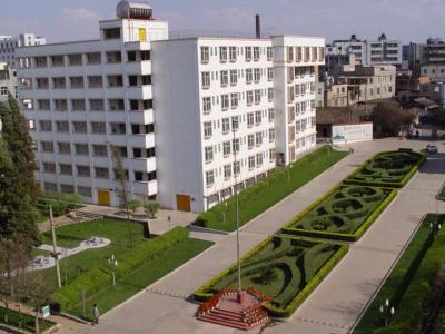 昆明市第十四中学