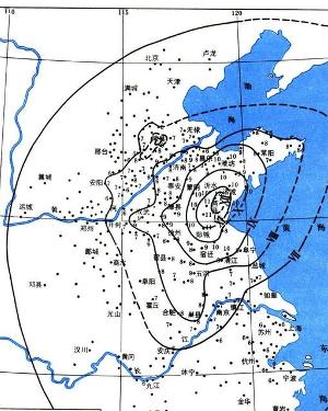 中国东部人口_...所示为 我国 东部某城市常住人口密度 土地(3)