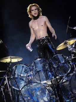 yoshiki工藤静香_yoshiki收入