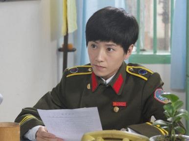 徐囡楠定妆照(6)2007年9月,囡楠首次触电,主演著名导演管虎的抗日剧