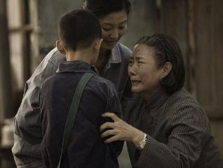 电影唐山大地震是哪年上映 0