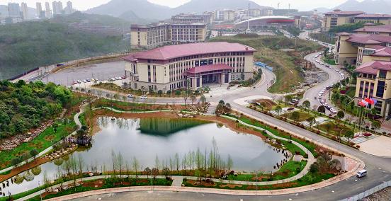 贵州大学明德学院