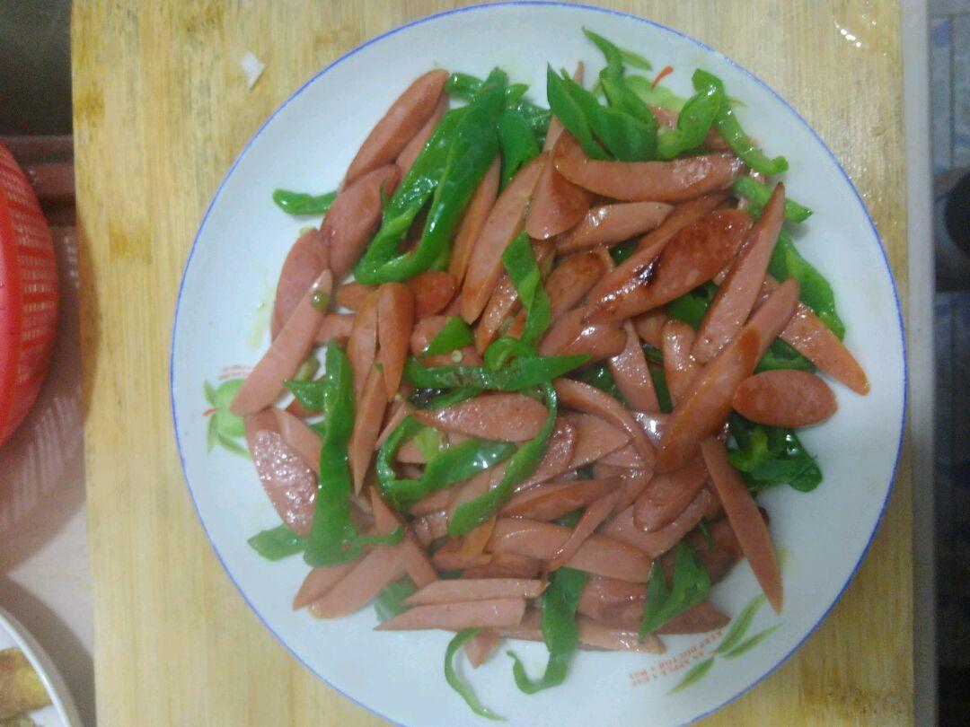 火腿肠炒青椒怎么弄 0