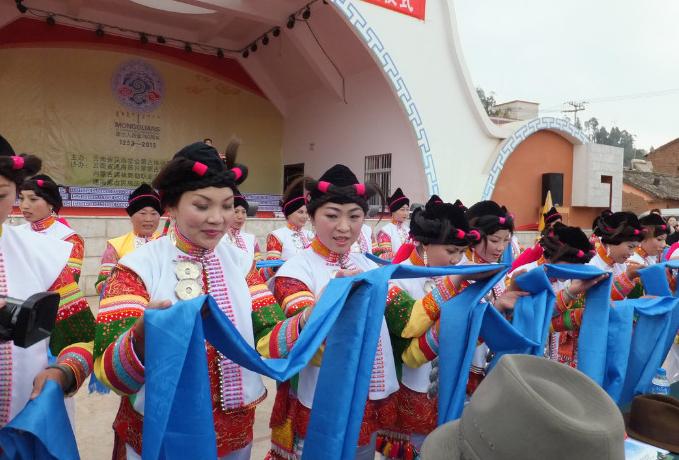 中国蒙古族人口_蒙古族人口