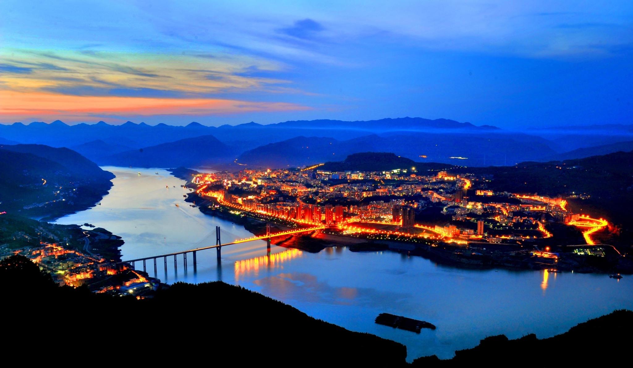 潼南gdp_重庆经济增长中的 潼南现象 手机新浪网