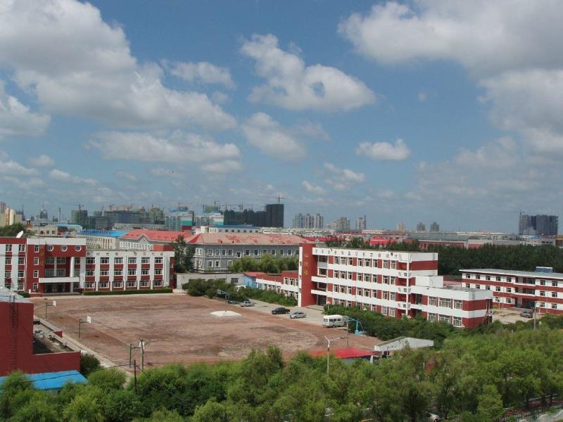 大庆蒙妮坦职业高中