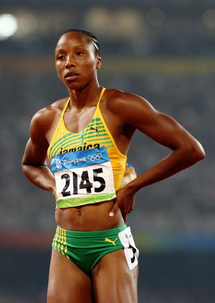 是牙买加短跑运动员,曾获得北京奥运会女子100米银牌