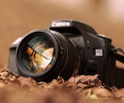 现在都用什么相机照相 0