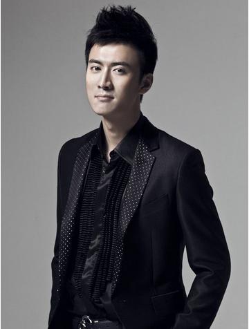 戚迹  