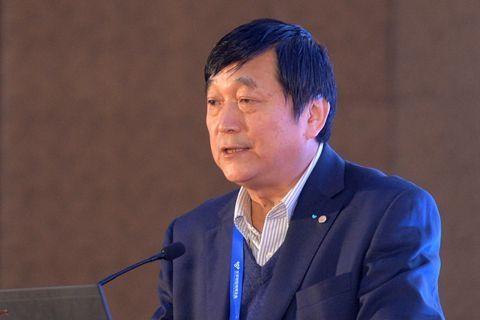 孟伟婚纱照_谢孟伟的老婆婚纱照