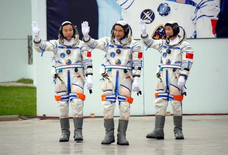 中国选拔女宇航员有什么标准呢?百度知道