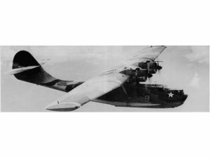 PBY-4涂上了迷彩伪装，据信是灰蓝相间。