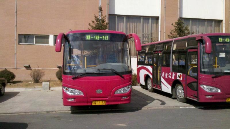 购买了28辆公共汽车,拟新增三条城市公交线路,由此,凌源城市公交线路