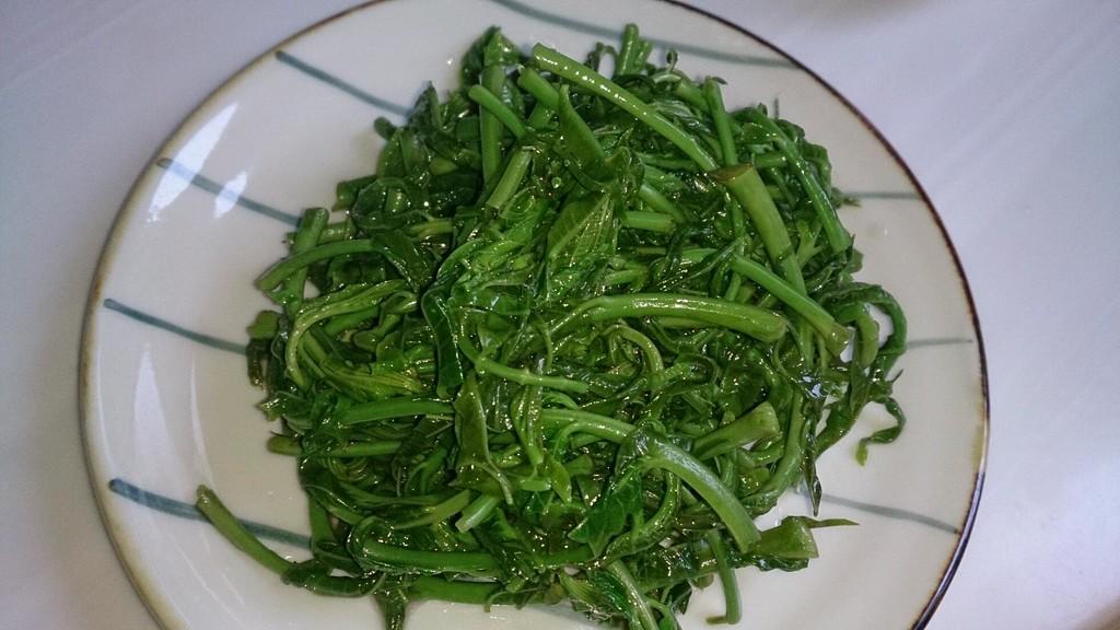 凉拌香椿
