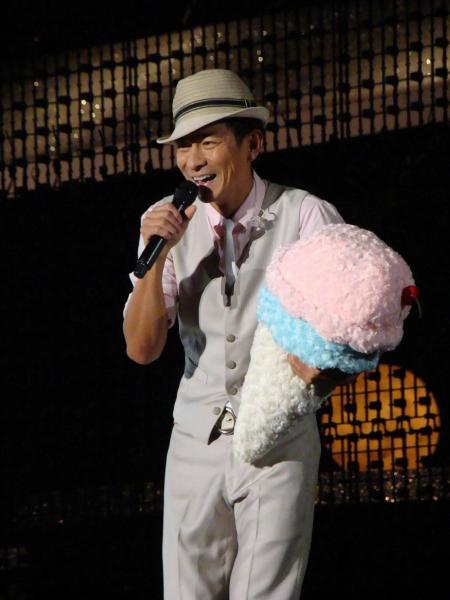 劉德華2011上海_劉德華2018上海演唱會