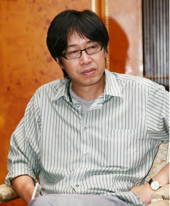 余淳,中国内地男导演.