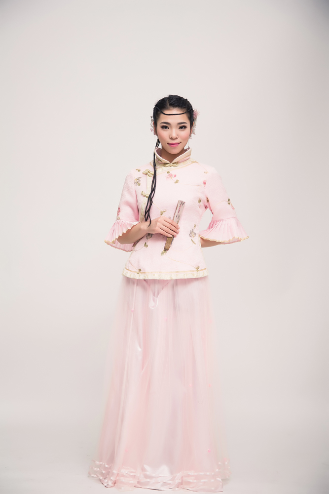 张怡诺最新写真图片 157971 667x1000