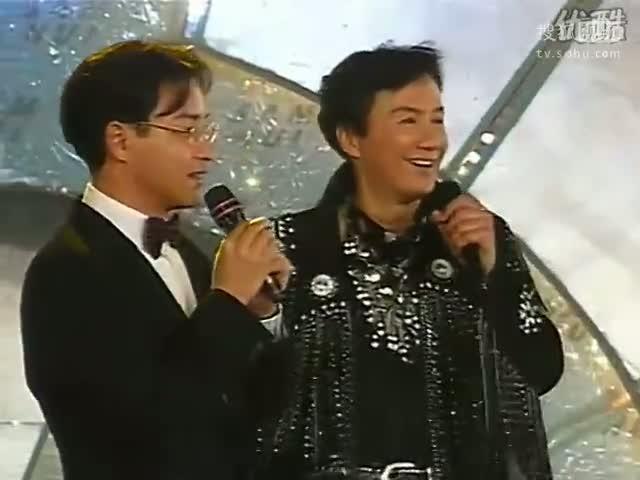 1989年,张国荣演唱了《沉默是金》的国语版《明月夜》.