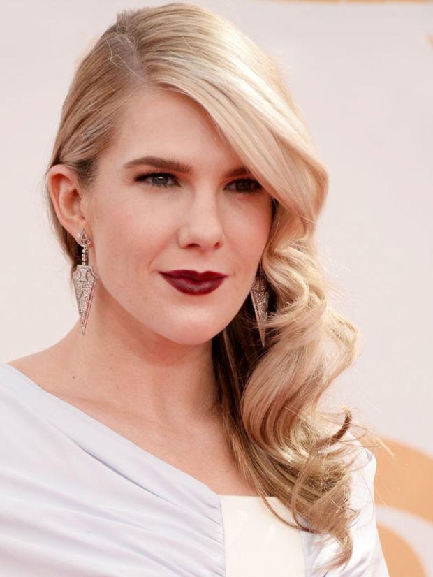 莉莉·拉贝(lily rabe),1982年6月29日出生于美国纽约市,美国影视演员