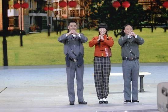 《吉祥三保》是2009中央电视台春节联欢晚会小品之一.