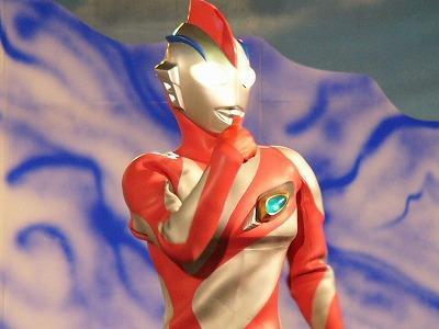 纳伊斯·奥特曼(日本圆谷株式会社在1999年发布的搞笑