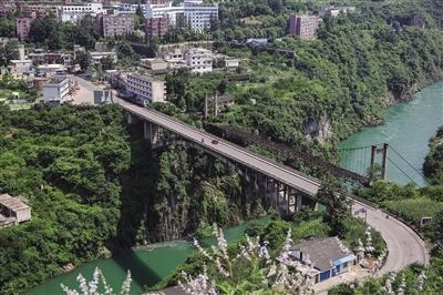 鸭池河大桥