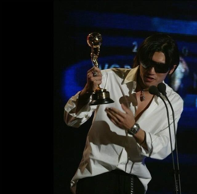 谢霆锋获得世界音乐大奖亚洲最高销量男歌手