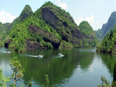 兴国宝石仙境风景区